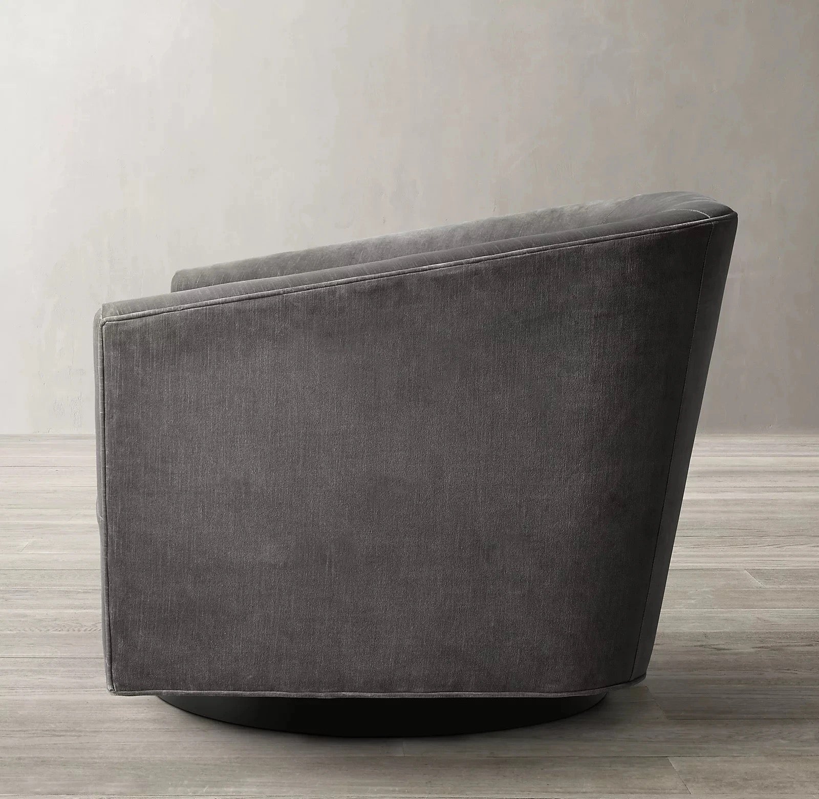 Comfortable swivel accent chair for Lounge