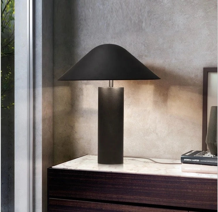 Sleek Metal Lamp - Arlanda Table Lighting